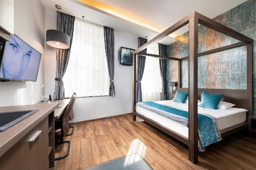 Opera Garden Hotel & Apartments image 41