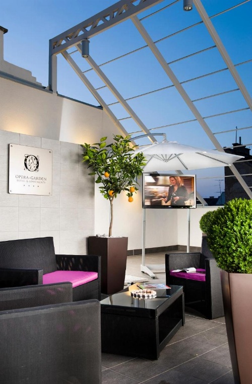 Opera Garden Hotel & Apartments image 8